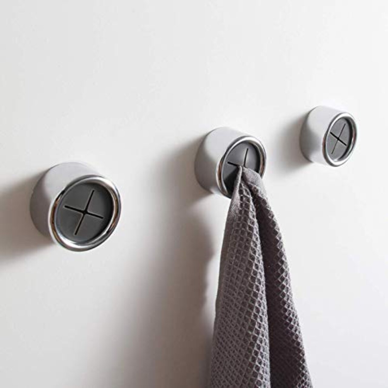 KAIYING Kitchen Towel Hooks Round Self Adhesive Dish Towel Holder Wall  Mount Hand Towel Hook Tea Towel Rack Hanger for Cabinet Door (3Pcs_Grey)
